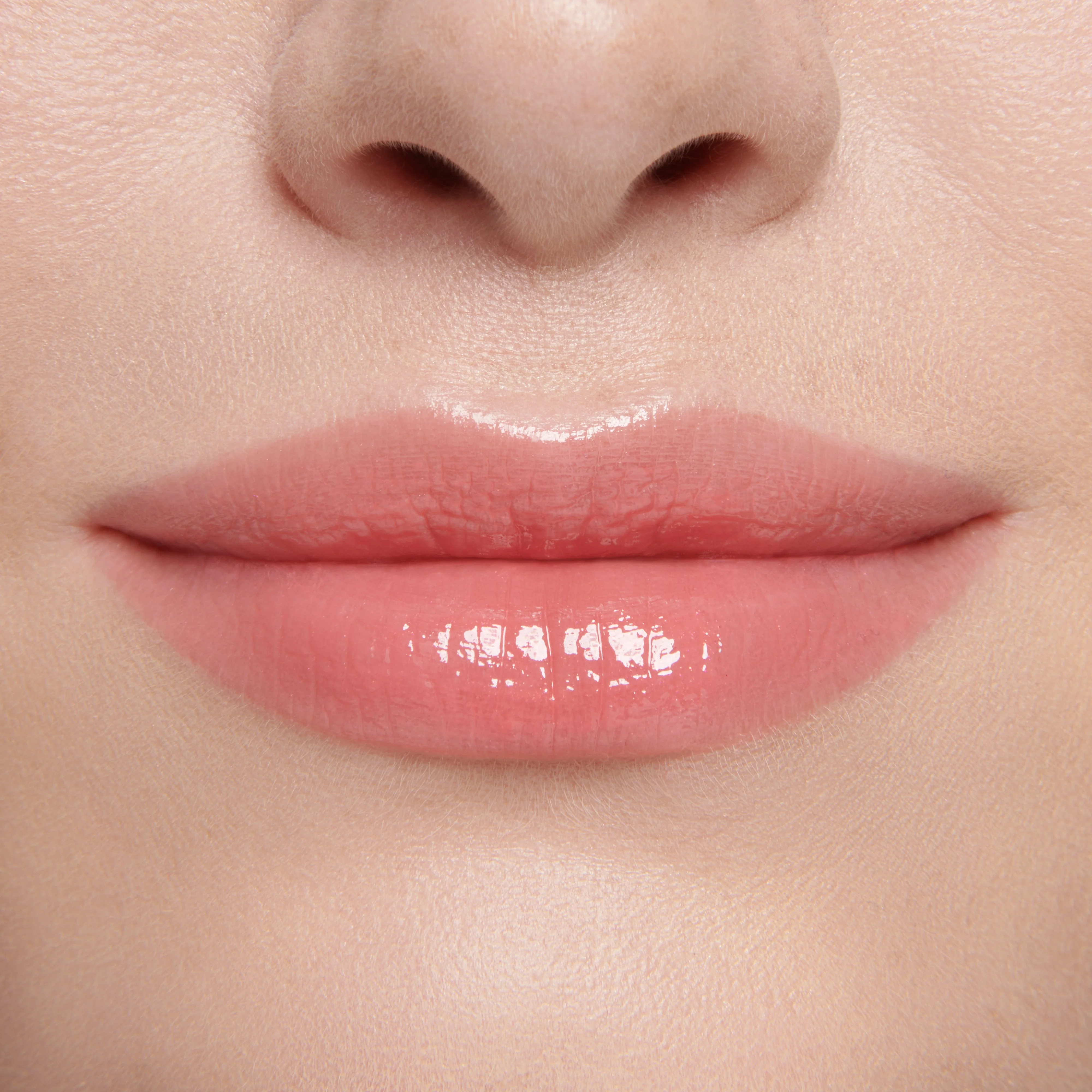 Go Lightly (Gloss Embrace Lip Gloss) - Image 6